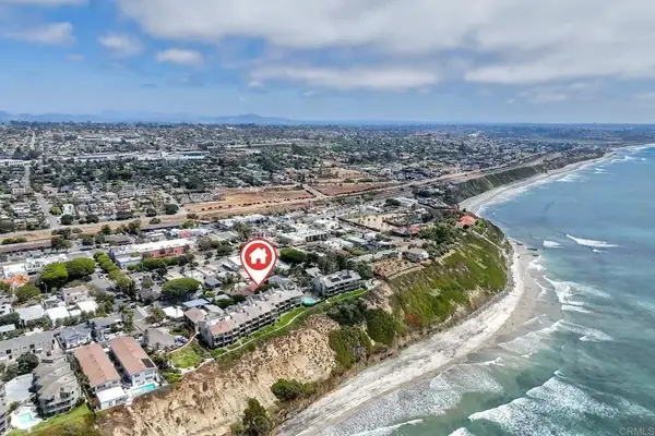 1034 3rd Street, Encinitas, CA 92024