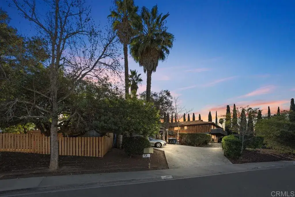 1341 Boyle Avenue A And B, Escondido, CA 92027 - #1