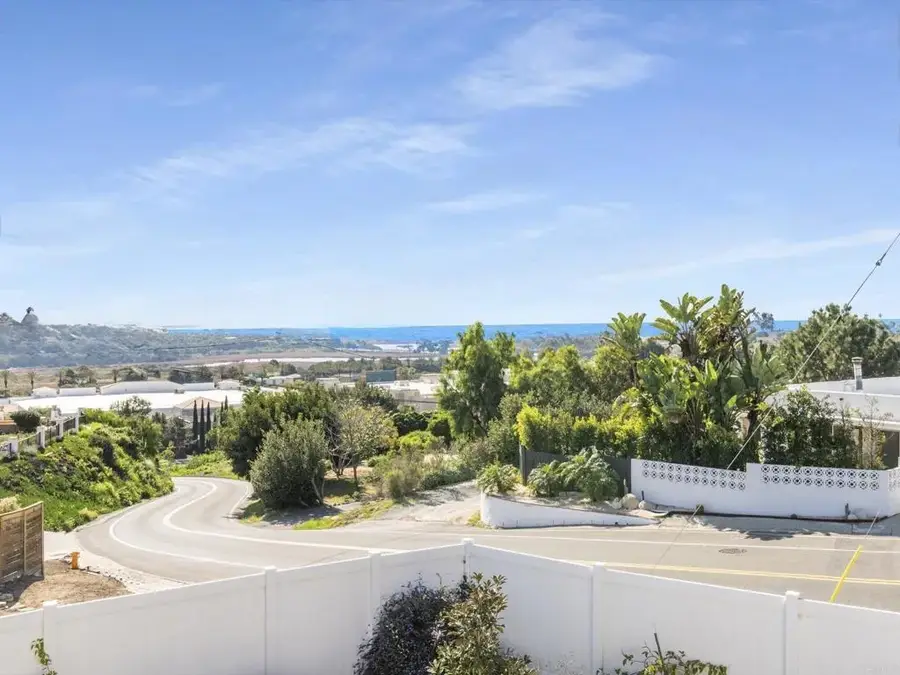 1858 Avocado Rd, Oceanside, CA 92054 - #2