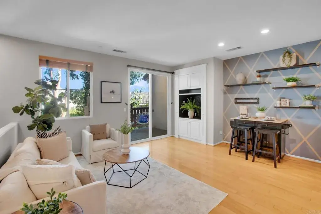 6068 Paseo Salinero, Carlsbad, CA 92009 - #1