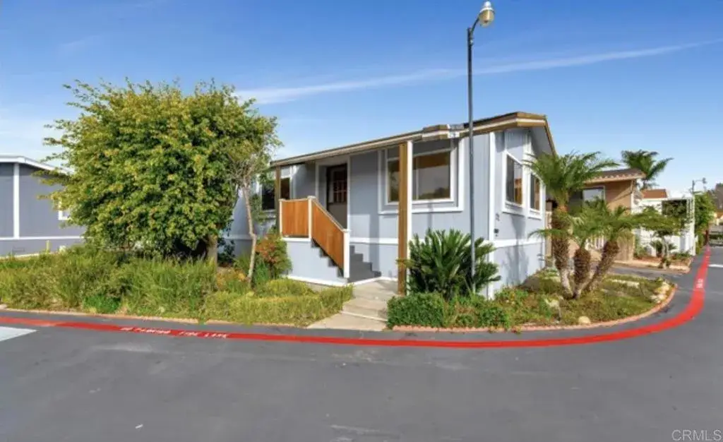 400 N Melrose Dr #22, Vista, CA 92083 - #1