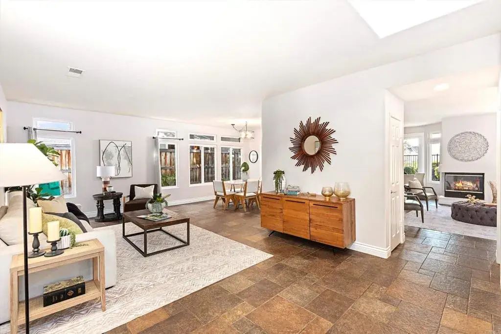 3638 Via Bernardo, Oceanside, CA 92056 - #1
