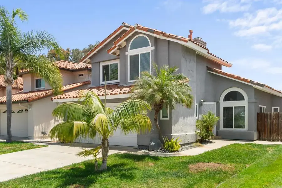 1813 Avenida Segovia, Oceanside, CA 92056 - #2