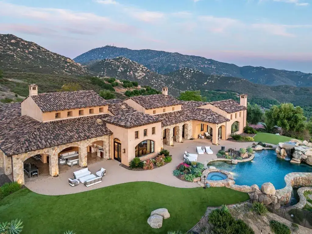 18000 Sunset Point Rd, Poway, CA 92064 - #1