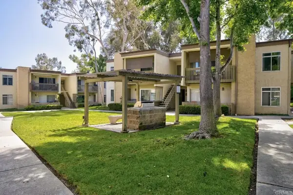 432 Edgehill Ln #116, Oceanside, CA 92054