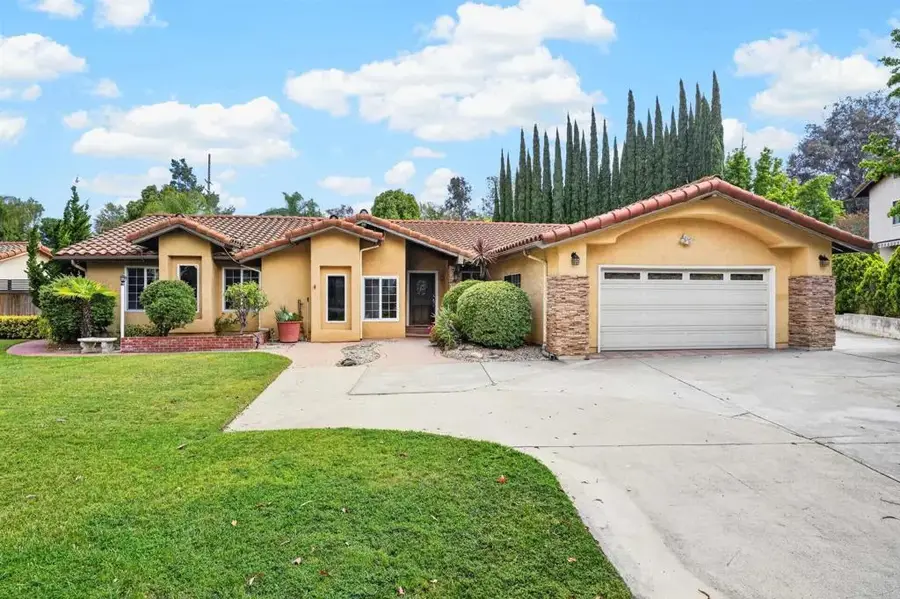 1654 Candlelight Ave, Escondido, CA 92029 - #2