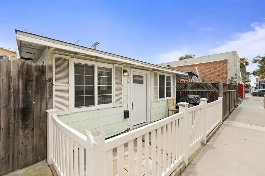 815 Pismo Court, San Diego, CA 92109 - #3