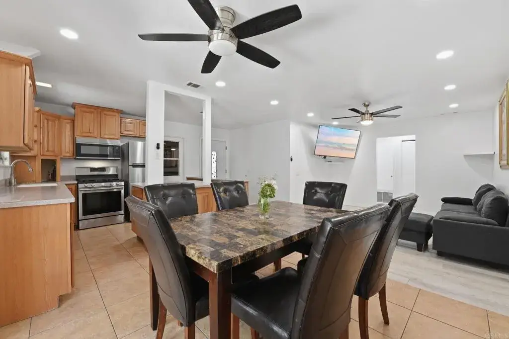 656 Parker Street, Oceanside, CA 92057 - #1