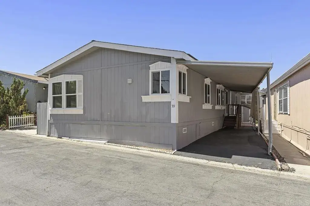1638 Calavo #SPC 39, Fallbrook, CA 92028 - #1