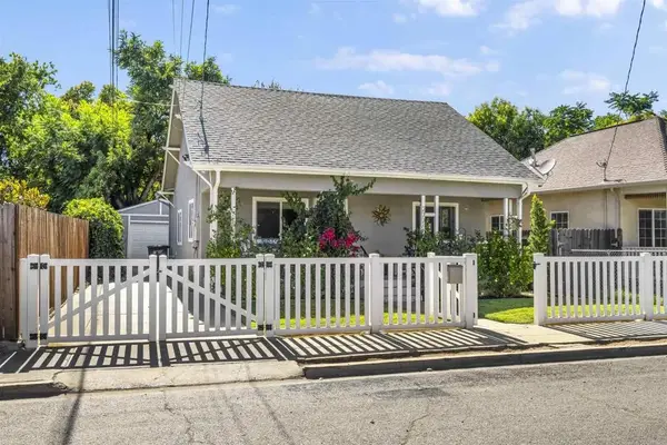 2776 Santa Clara Way, Sacramento, CA 95817