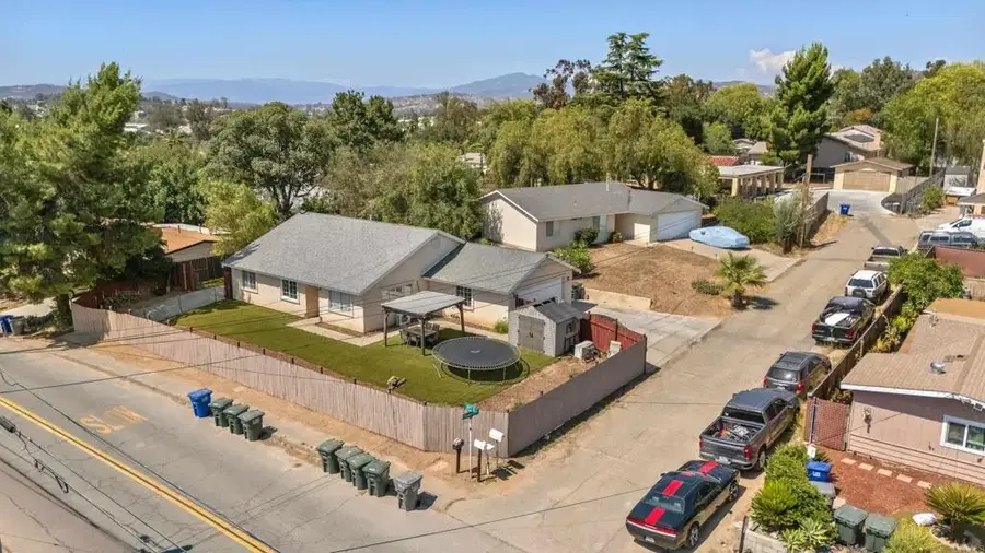 722 8th Street, Ramona, CA 92065 - #2