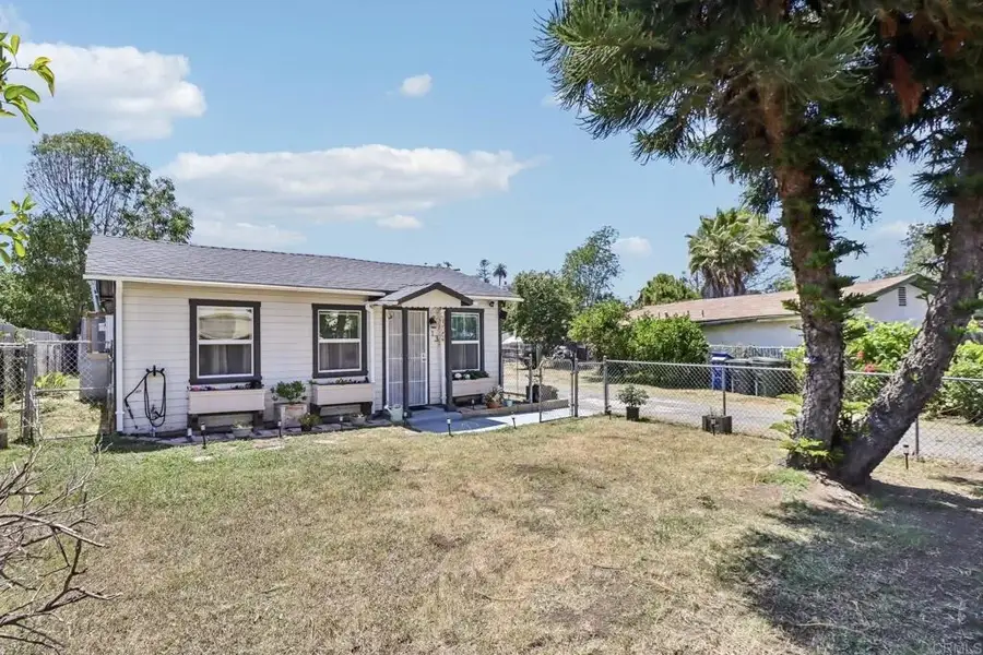 133 Natal Way, Vista, CA 92083 - #3