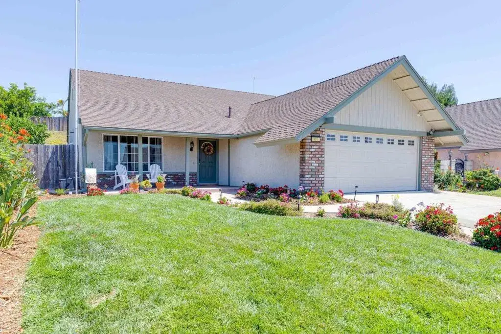 407 Dorsey Way, Vista, CA 92083 - #1