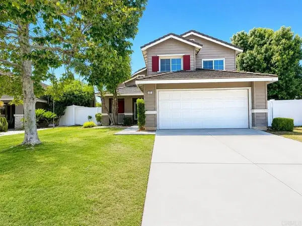 857 Rock Ridge Court, Corona, CA 92878