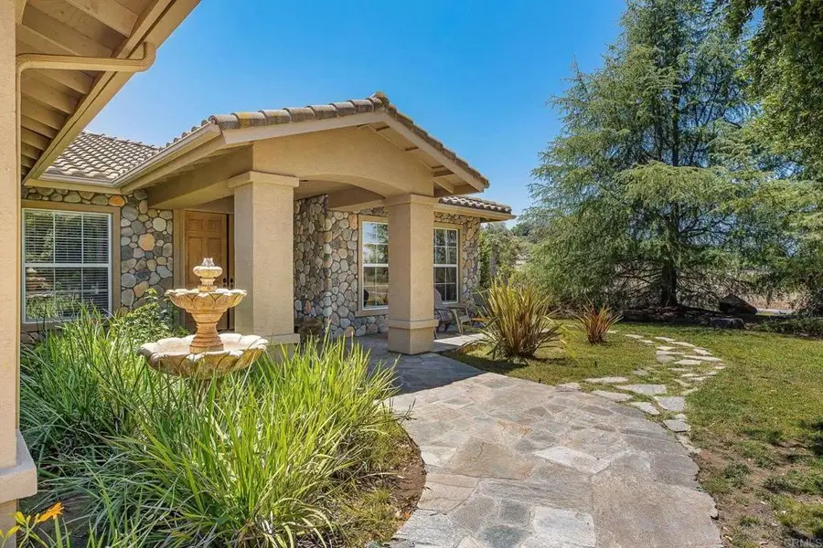 2445 Southern Oak Road, Ramona, CA 92065 - #2