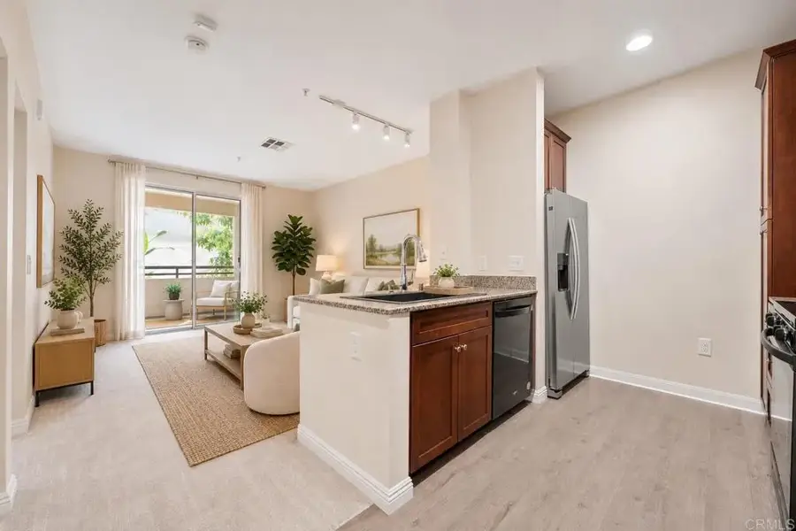 2219 Scholarship, Irvine, CA 92612 - #2