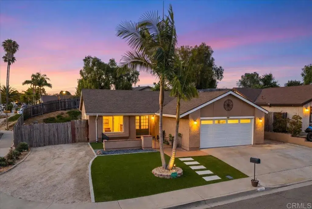 329 Calle Adela, San Marcos, CA 92069 - #1