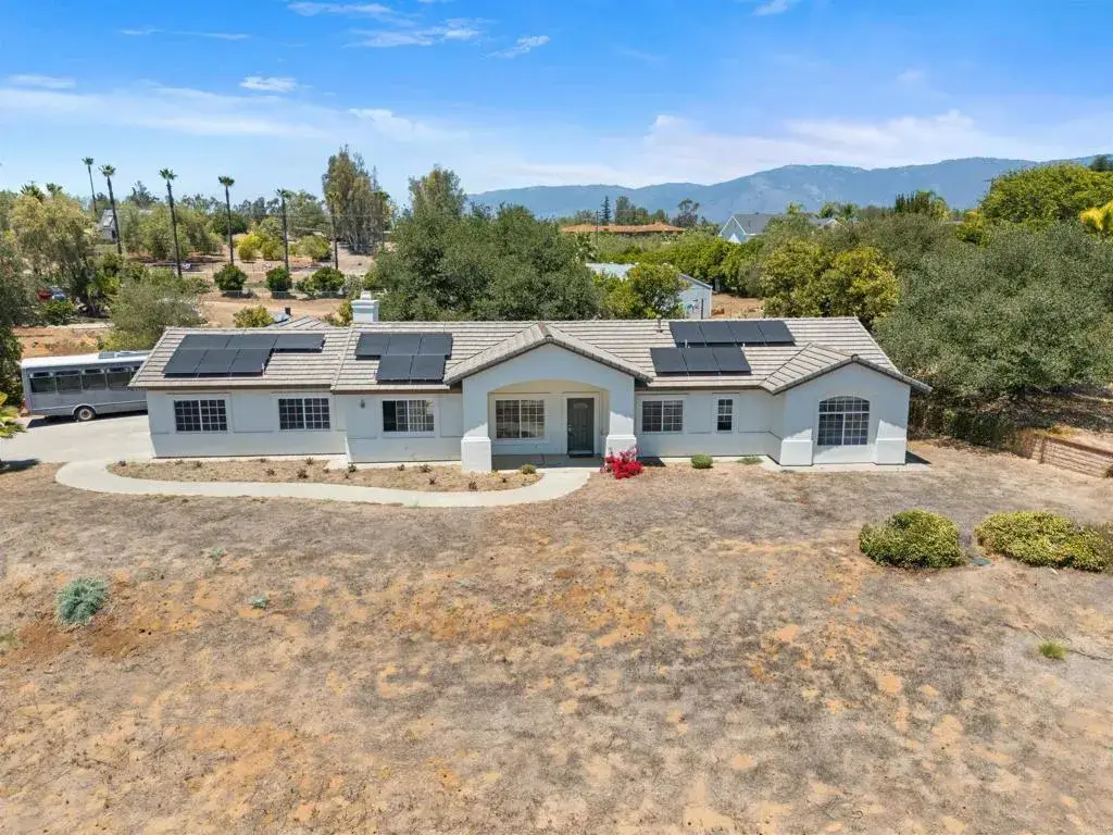 29027 The Yellow Brick Road, Valley Center, CA 92082 - #1
