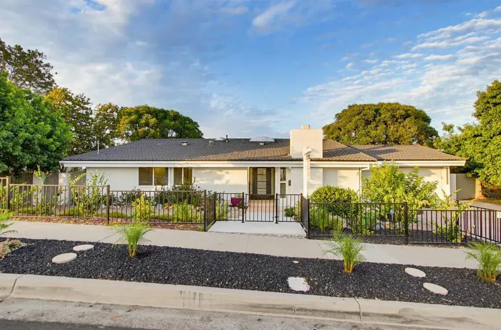 5605 Soledad Mountain Rd, La Jolla, CA 92037 - #1