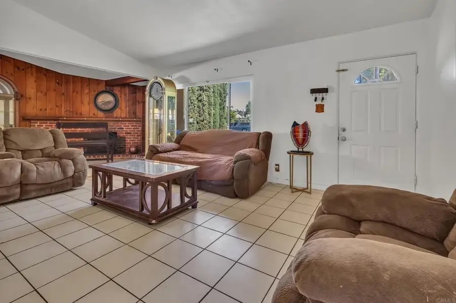 610 W 11th Avenue, Escondido, CA 92025 - #3