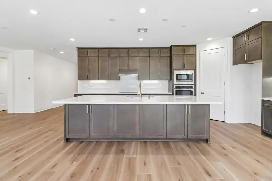 3147 Smith Place, Escondido, CA 92027 - #2