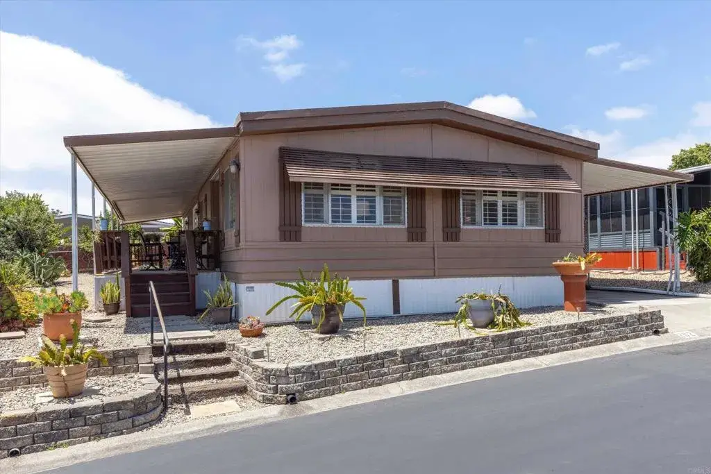 3535 Linda Vista #202, San Marcos, CA 92078 - #1