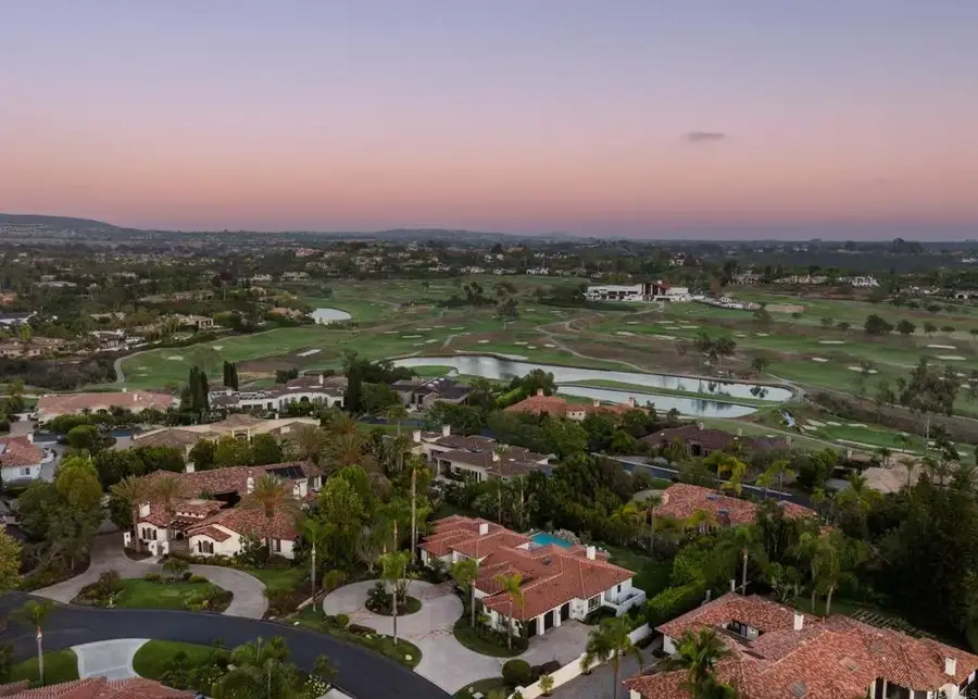 7825 Muirfield Way, Rancho Santa Fe, CA 92067 - #2
