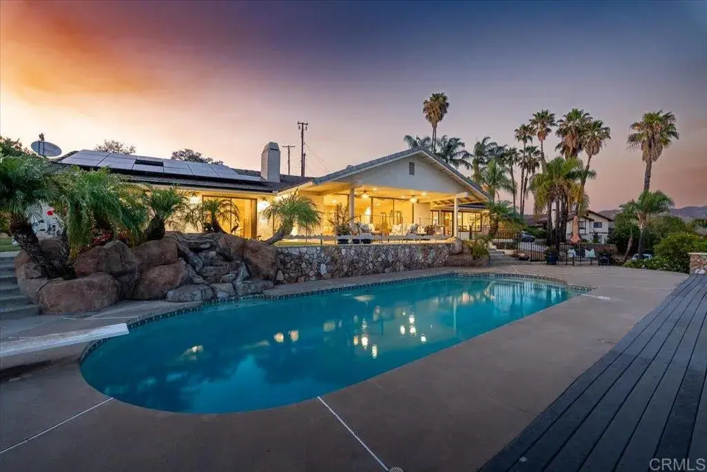 2275 Via Cascabel, Escondido, CA 92027 - #1