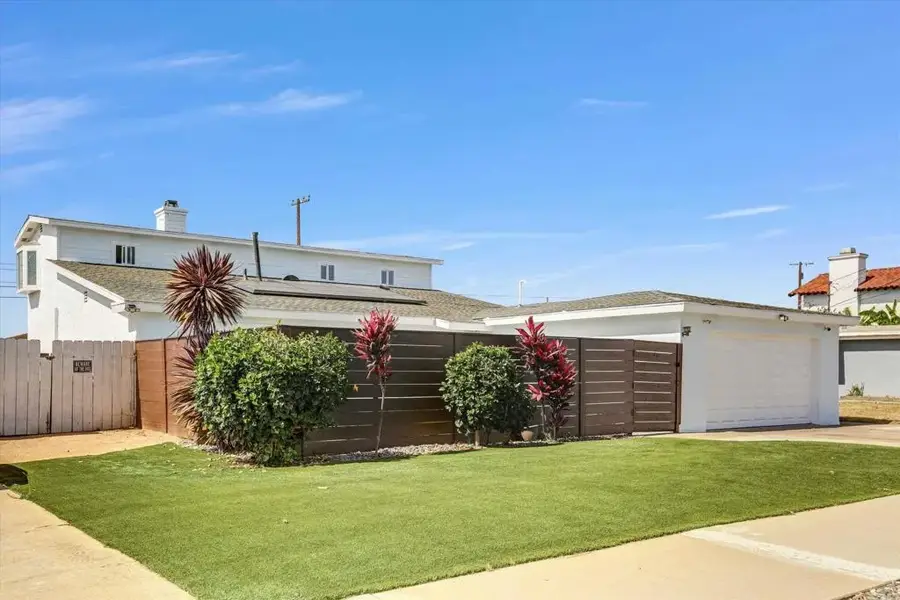 819 Iris Avenue, Imperial Beach, CA 91932 - #2