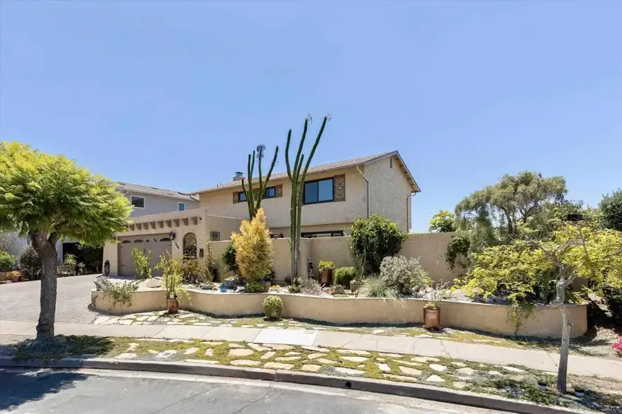7042 Dennison St, San Diego, CA 92122 - #3