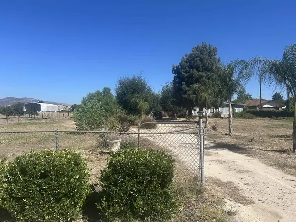 41885 Lemon Street, Murrieta, CA 92562