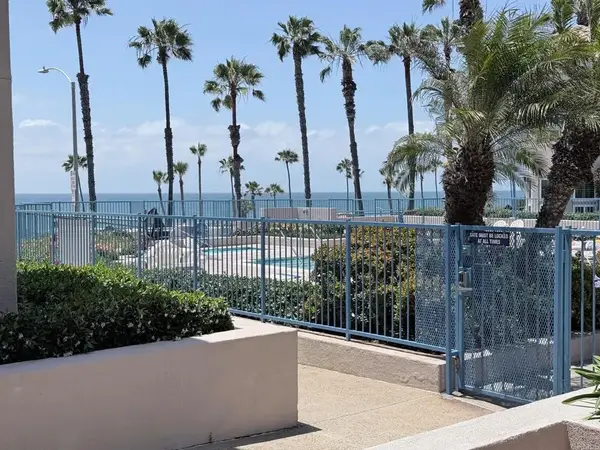 400 N Pacific St #111, Oceanside, CA 92054