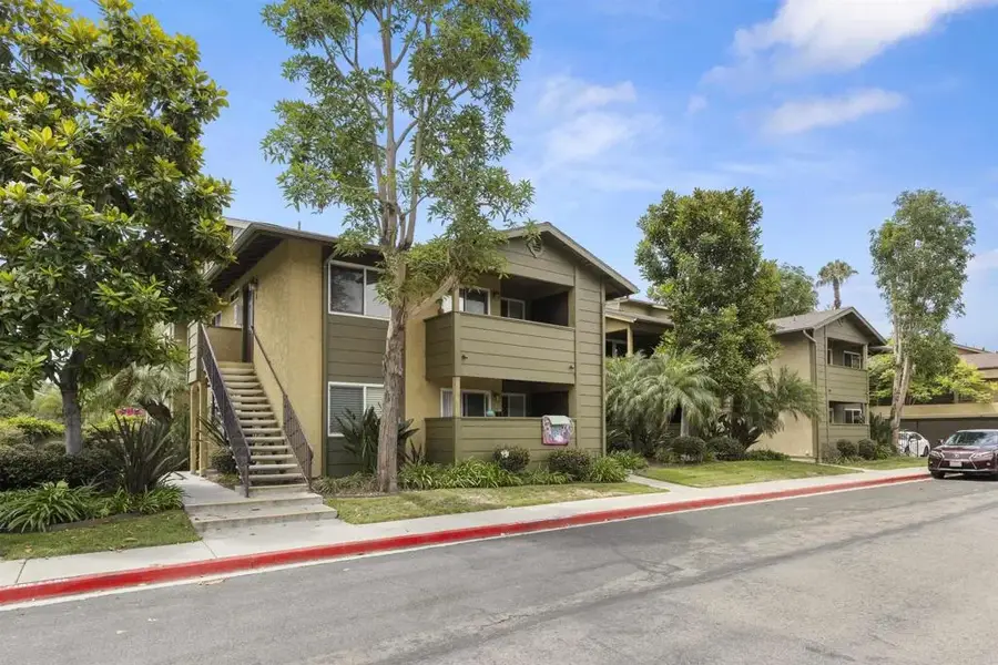 156 Avenida Descanso #C, Oceanside, CA 92057 - #2