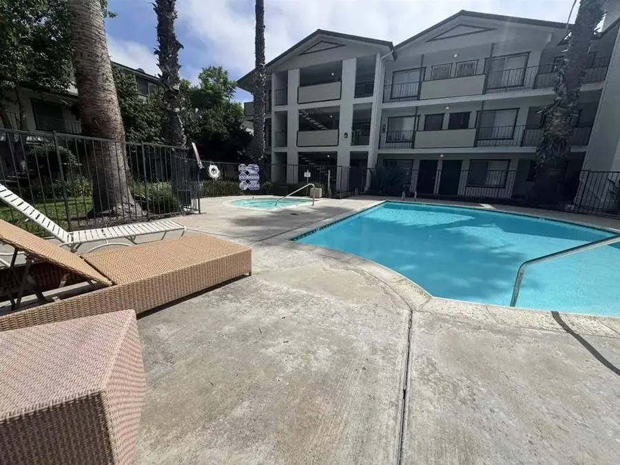 569 E Street #14, Chula Vista, CA 91910 - #3
