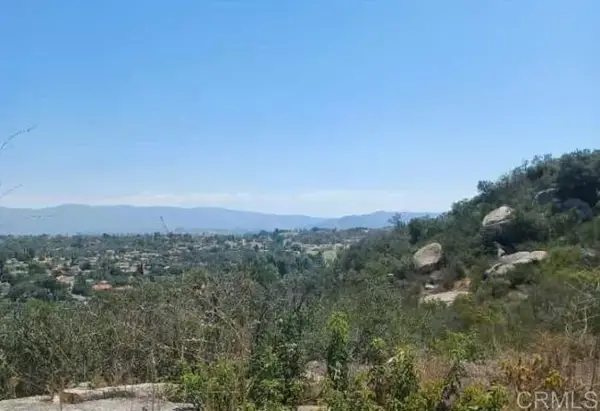 10050 Tall Oak, Escondido, CA 92026