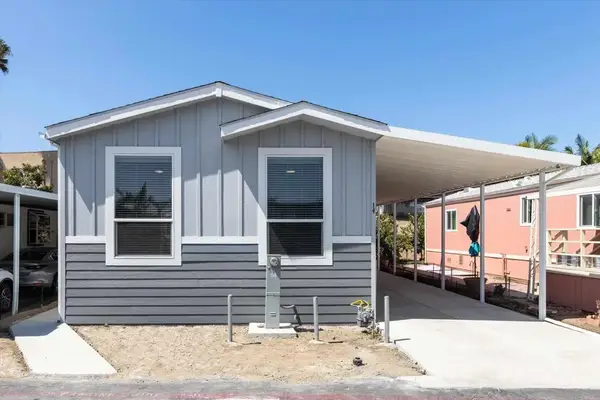 400 N Melrose North #14, Vista, CA 92083
