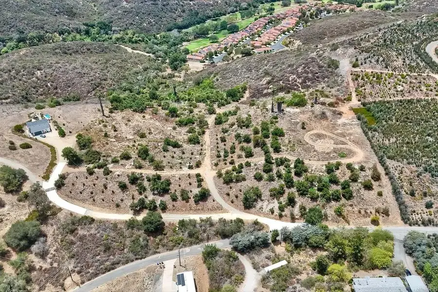 Twin Oaks Valley Rd., Vista, CA 92084 - #2