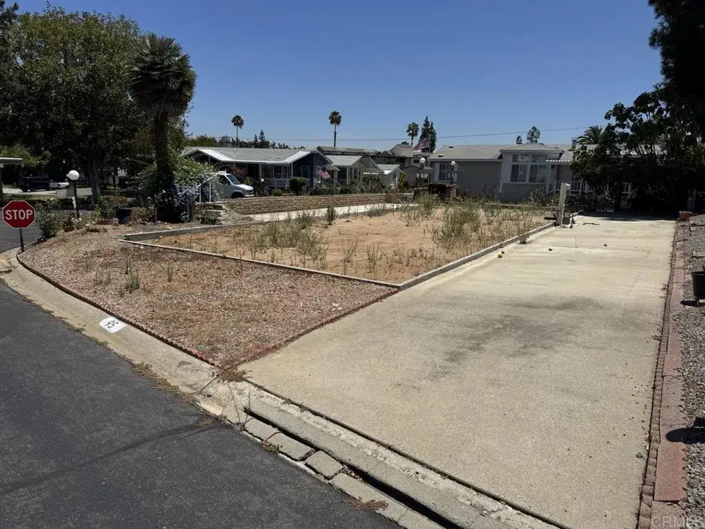 525 W El Norte, Escondido, CA 92026 - #1