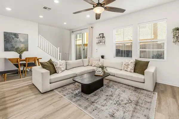 1374 Palo Verde, Vista, CA 92083