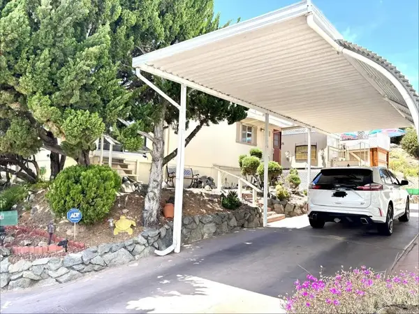 955 Howard #28, Escondido, CA 92029