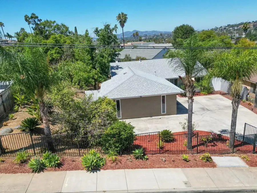 1161 N Rose St, Escondido, CA 92027 - #3