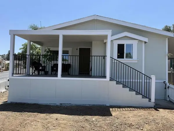 1301 S Hale Ave. #44, Escondido, CA 92029