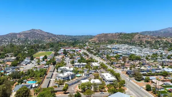 13834 Midland Rd, Poway, CA 92064