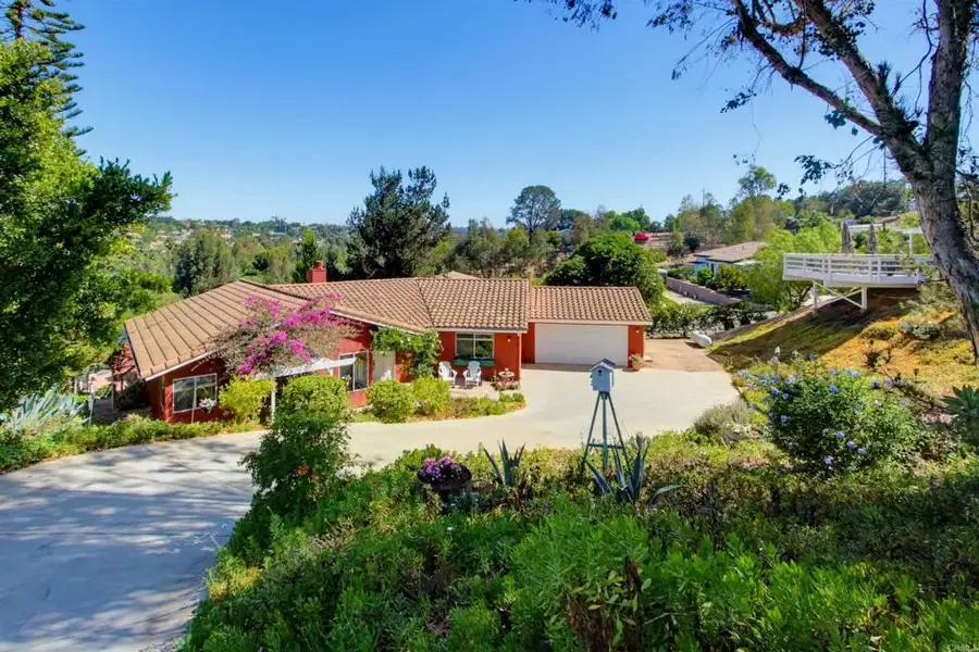 2202 Crest Hill Lane, Fallbrook, CA 92028 - #3