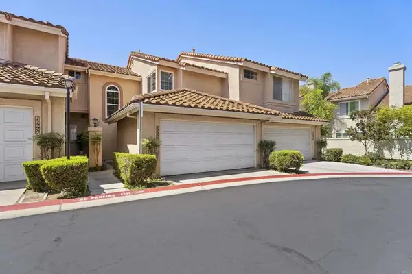12330 Creekview Drive #12330, San Diego, CA 92128