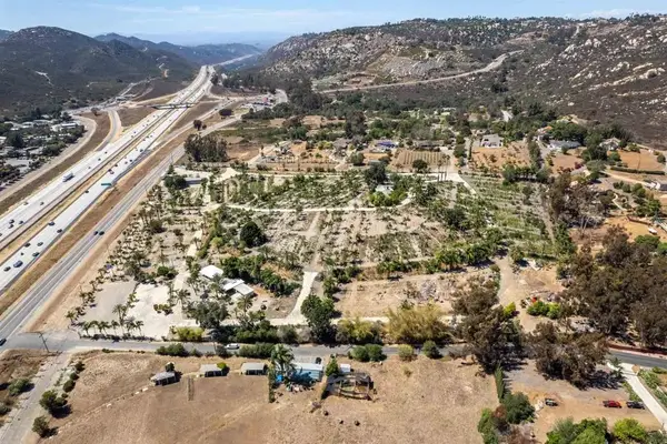 26437 N Centre City, Escondido, CA 92026