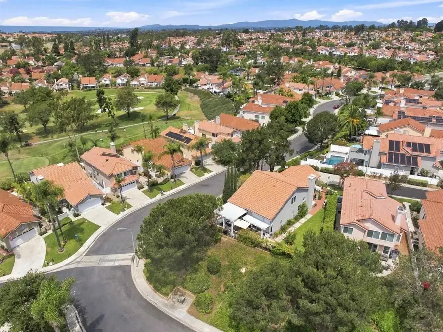 1104 Brioso Court, Vista, CA 92081 - #2