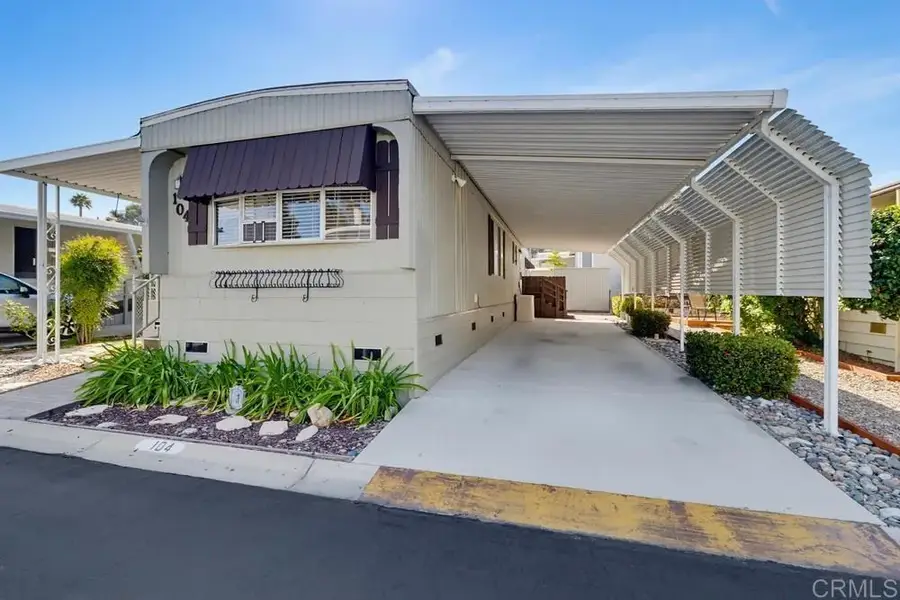 2130 Sunset #104, Vista, CA 92081 - #2