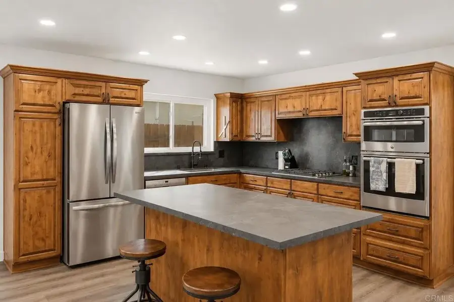 1682 E Washington Avenue, Escondido, CA 92027 - #3