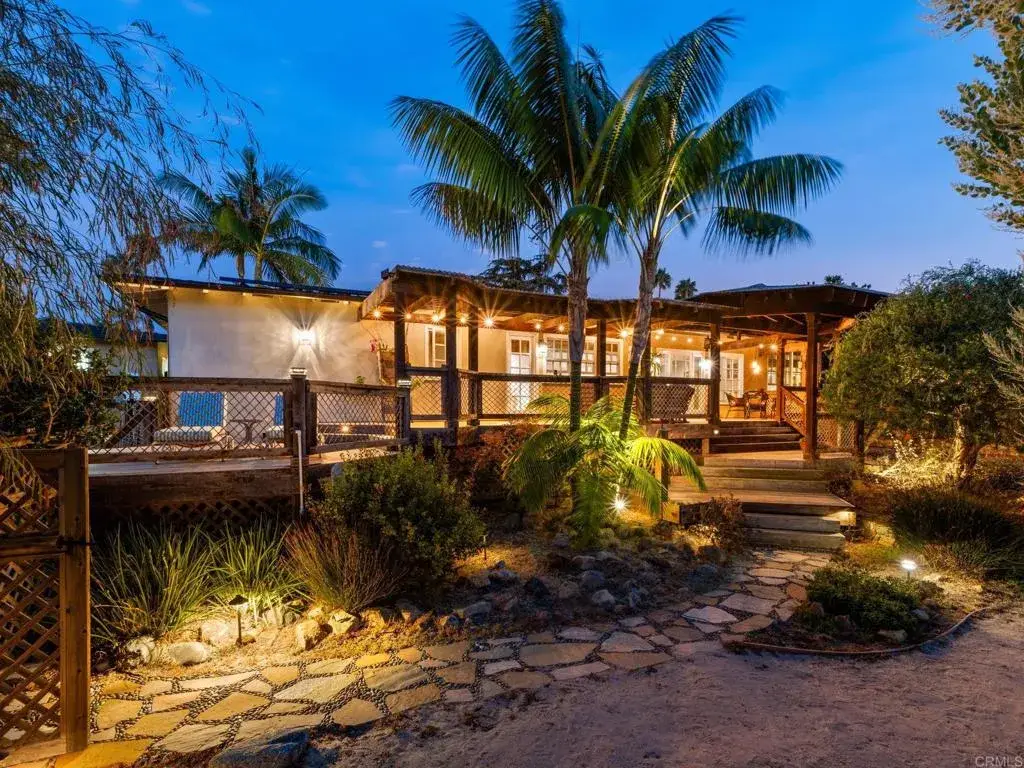 890 Passiflora Avenue, Encinitas, CA 92024 - #1